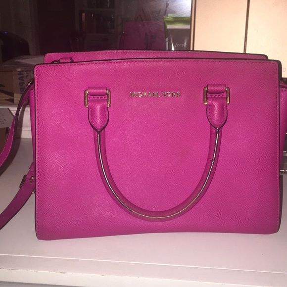 Michael Kors Handbags - Michael Kors Satchel